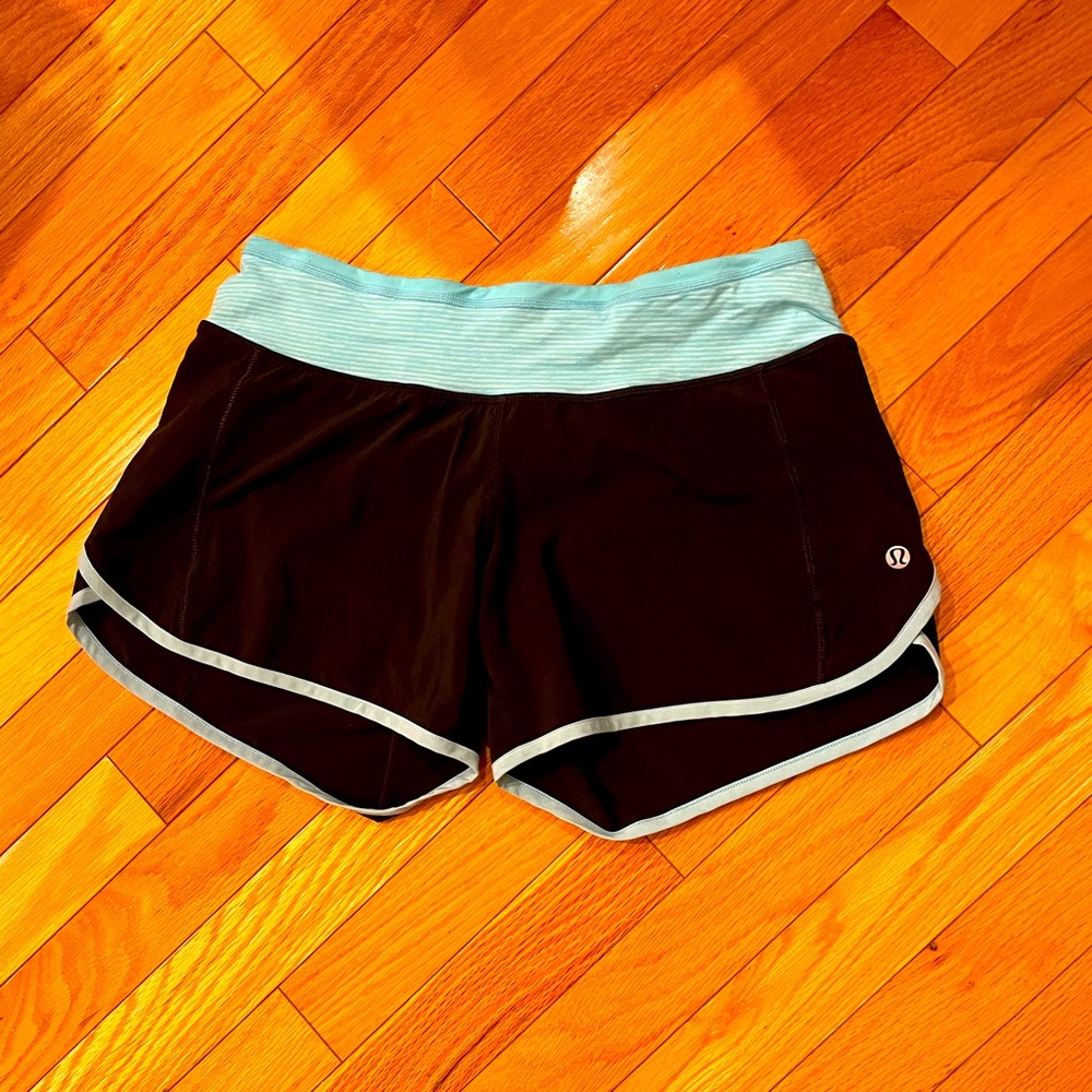 Lululemon short size 4
